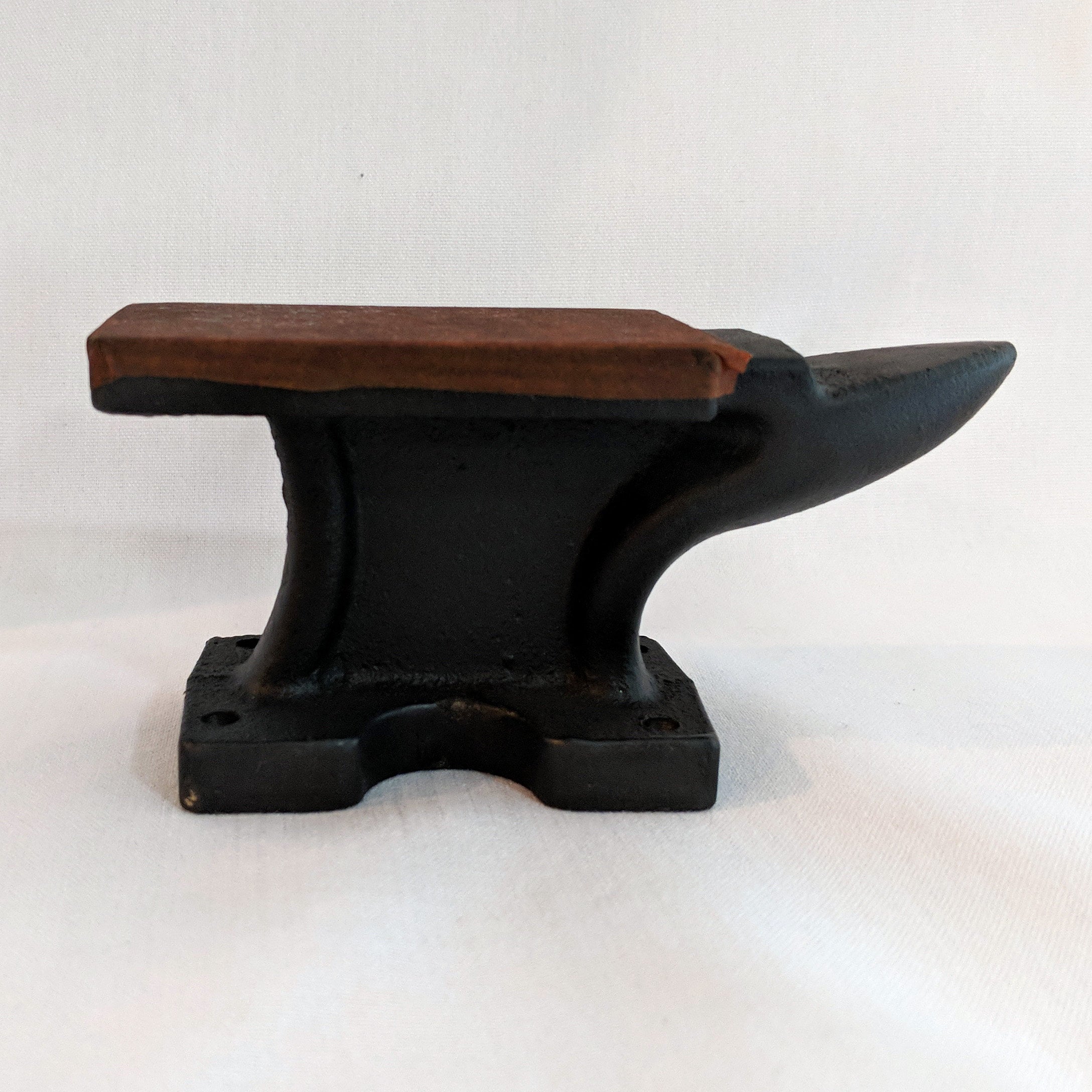 Mini Anvil | D.E.L.S. Nantuckets
